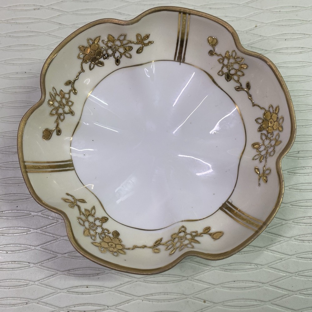 Noritake Goldette Round Dish w/ Flowers-Japan Gold‎ Trim Handpainted-RARE 5.25"